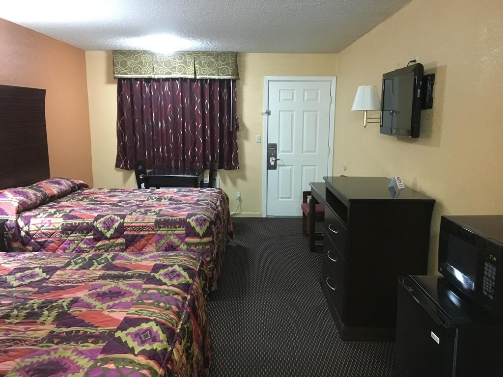Redwood Inn - White Hall Екстериор снимка